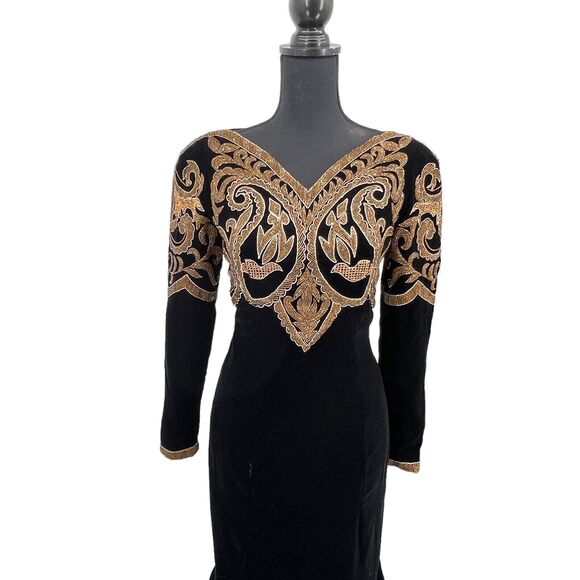 Vintage Victor Costa Black Velvet Heavily Beaded Evening Gown Bustle Back Sz 4 - Picture 9 of 16